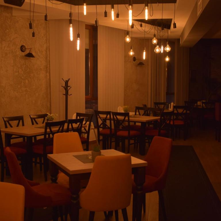 NATURA LUX MILMARI k 12 - Studio s King-sajz Krevetom i Sofom na Izvlačenje - 36