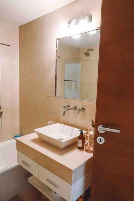 Moderno Departamento En Recoleta para 2 personas con terraza privada - Apartamento de 1 dormitorio - 19