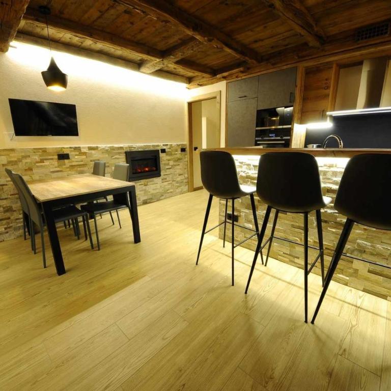 Chalet Lucky Exclusive by Livigno Accomodation - Deluxe Triple Room - 9