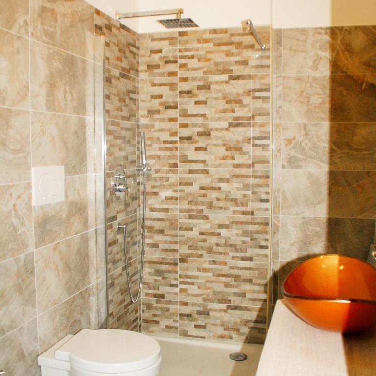 Have A Nice Holiday - Luxury Rooms - Camera Tripla Superior - 8