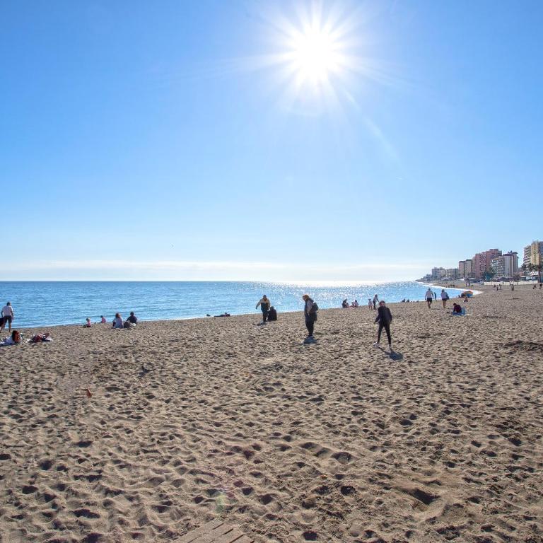 Apartamento con terraza vista mar by Rent Me - Two-Bedroom Apartment - 14