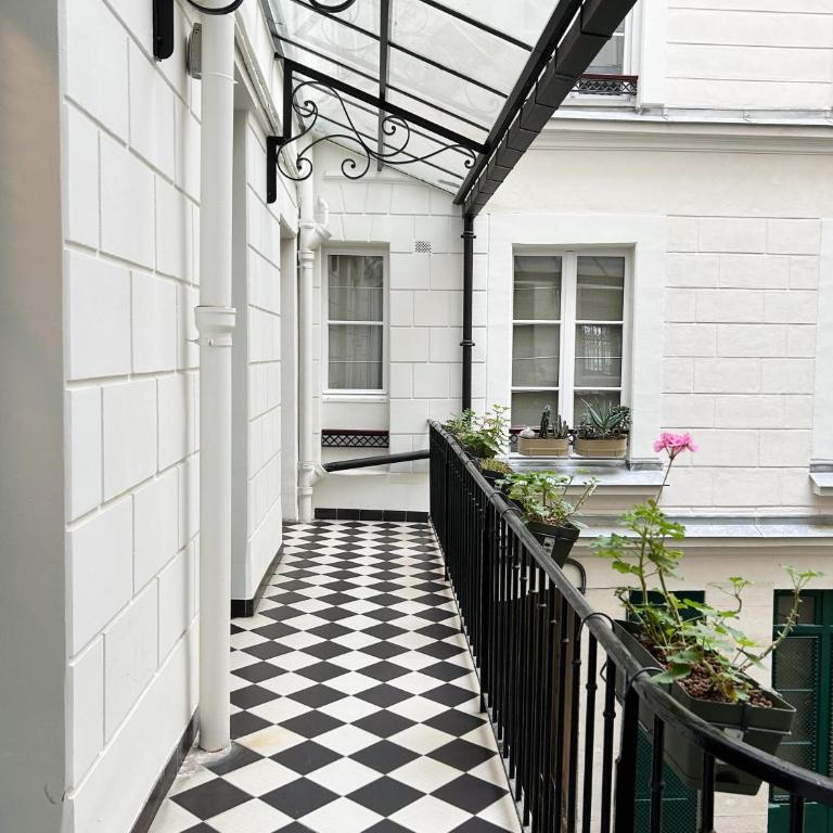 STUDIO TOURNELLES 75003 Paris Center - Studio Supérieur - 6