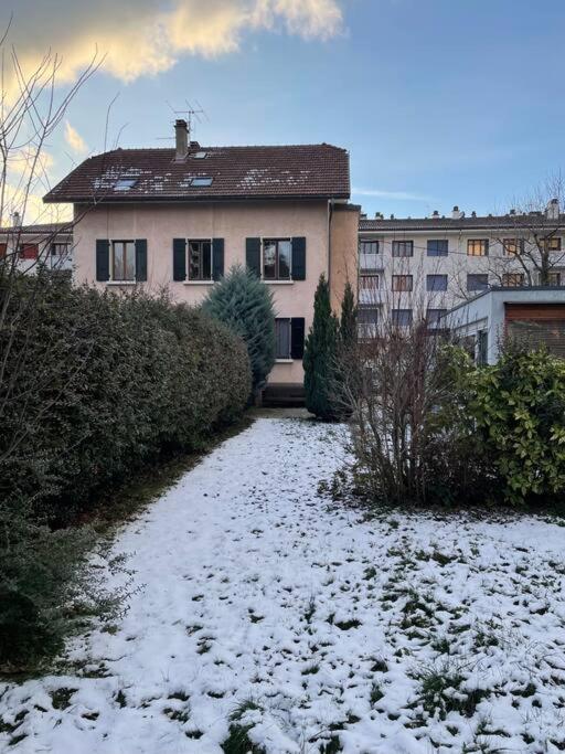 Grand appartement, terrasse, parking - Appartement 2 Chambres - 9