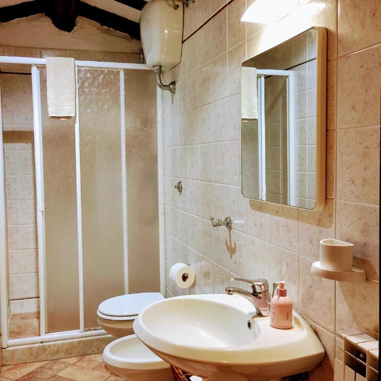 Casa rurale Colleccio - Oak Hills Modern Tuscany house in a Sustainable 1200s Hamlet - Treehouse terrace - Casa Vacanze - 18