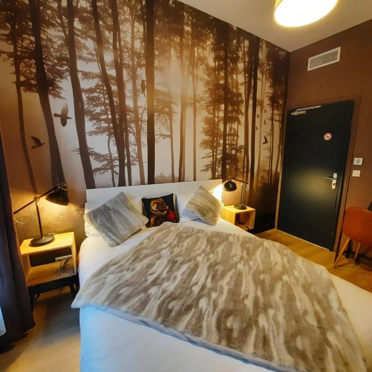 Hotel Du Cygne Tours - Petite Chambre Double - Uniquement Accessible par des Escaliers - 1