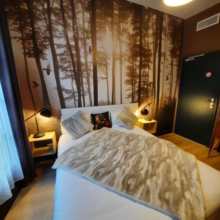 Hotel Du Cygne Tours - Petite Chambre Double - Uniquement Accessible par des Escaliers - 4