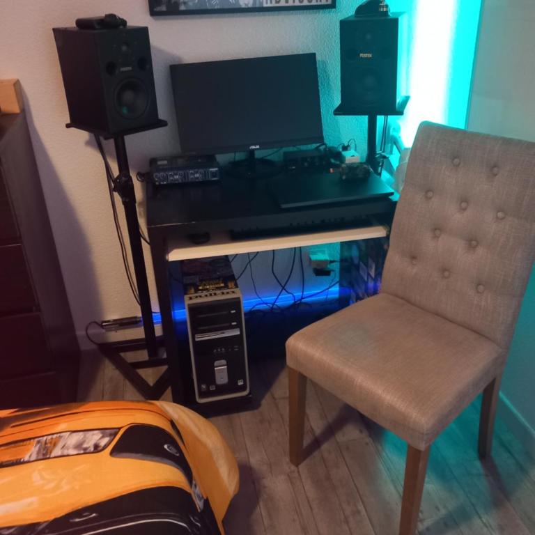 T3 vue mer - terrasse couverte, piscine, parking, proche du centre ville. - Apartment mit 2 Schlafzimmern - 58