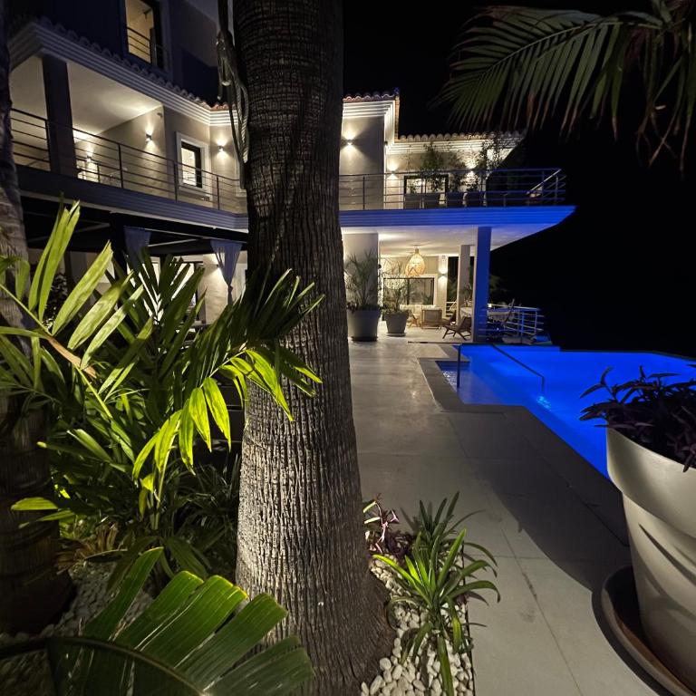 ULTIMATE LUXURY DREAM VILLA with 7 BEDROOMS, GYM, SPA and INFINITY POOL - Villa - 73