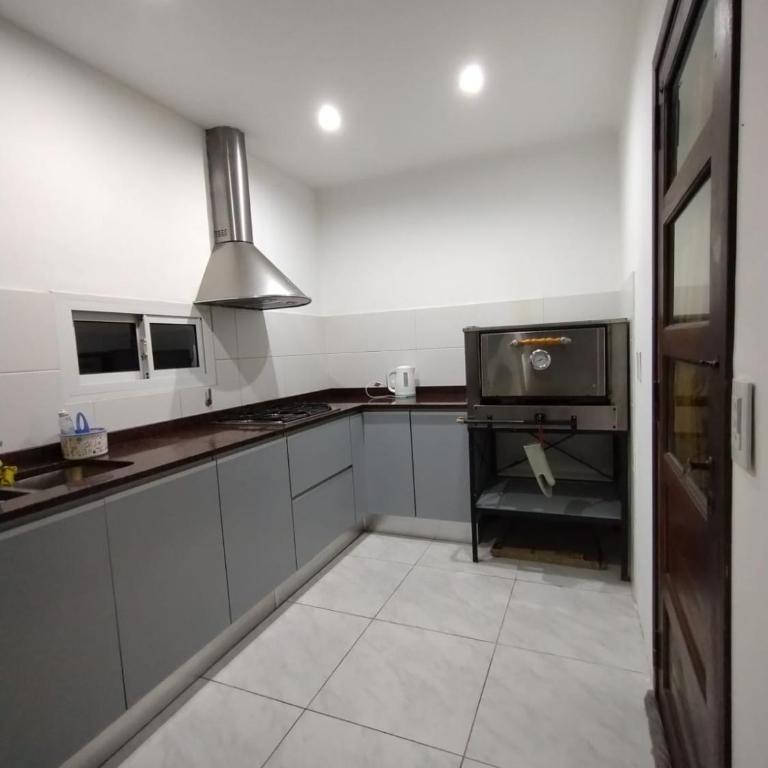 Departamento 2 Amb Patio y Parrilla Macrocentro - Apartamento de 1 dormitorio - 3