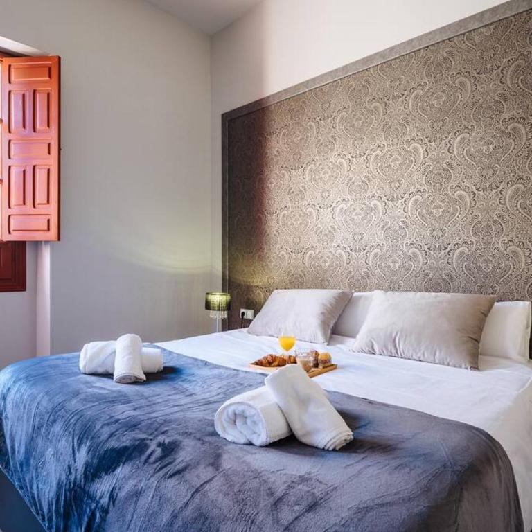 The Secret To A Great Stay in Seville * 1´ Giralda - Apartamento de 2 dormitorios - 30