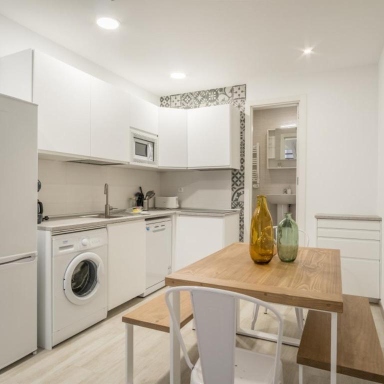 1 bedroom 1.5 bathrooms furnished - Delicias Atocha - Modern - MintyStay - One-Bedroom Apartment - 4