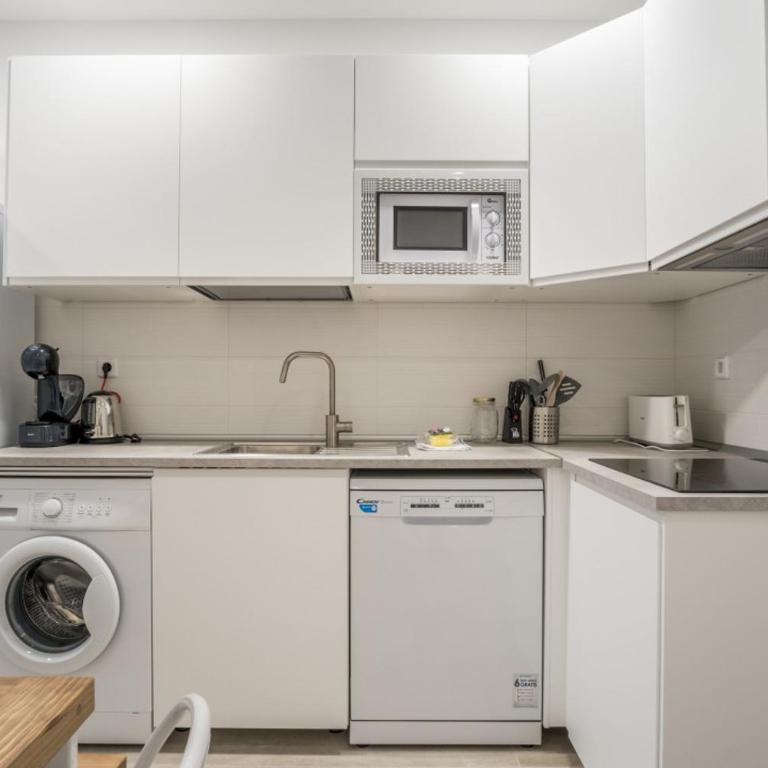 1 bedroom 1.5 bathrooms furnished - Delicias Atocha - Modern - MintyStay - One-Bedroom Apartment - 5
