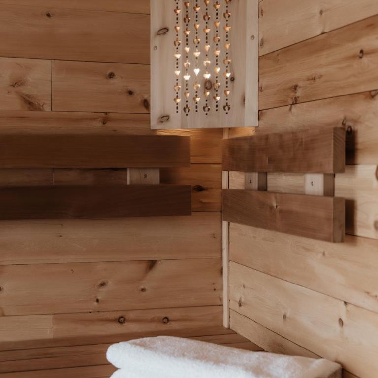 Am Wildbachberg - Luxus Ferienhäuser mit Infinitypool, Privatsauna und Weinkeller - Deluxe Villa - 24
