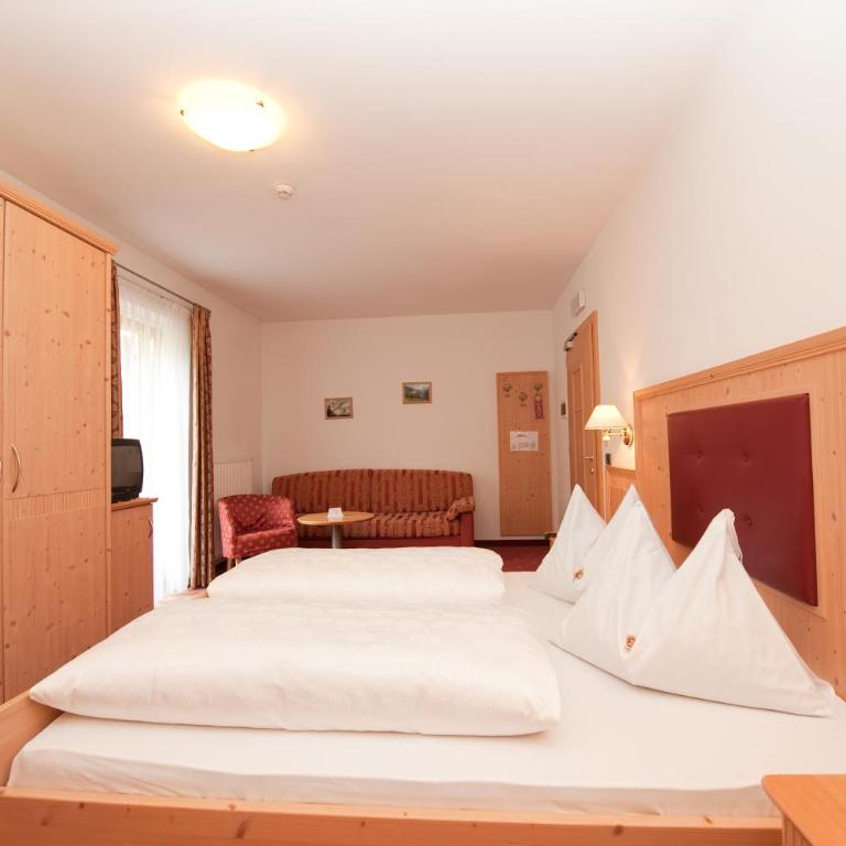 Hotel Haus an der Luck - Chambre Double avec Balcon - 4