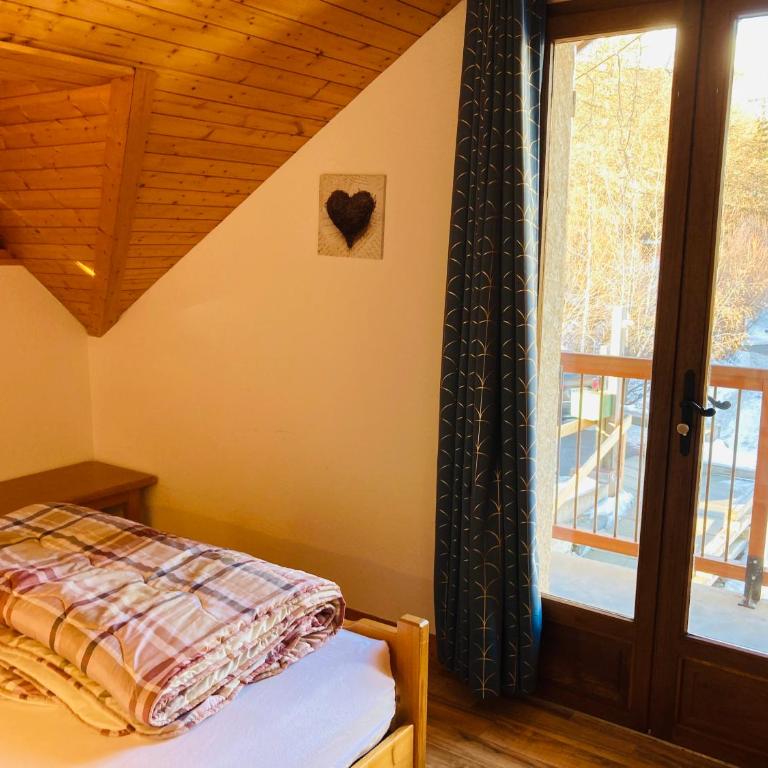 Les Ribambelles - Three-Bedroom Chalet - 9