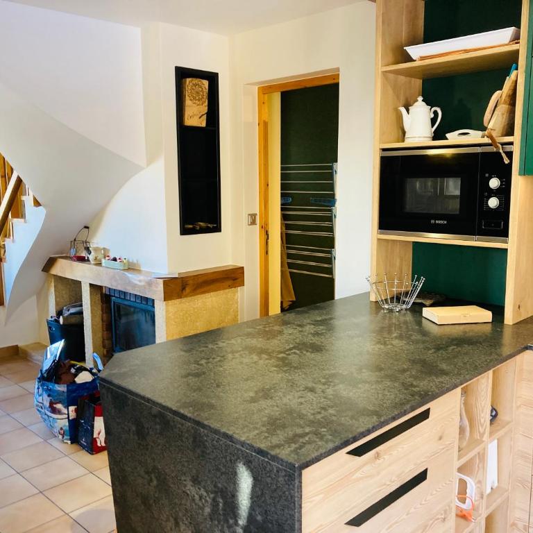 Les Ribambelles - Three-Bedroom Chalet - 11