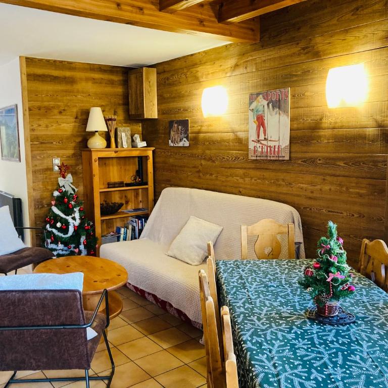 Les Ribambelles - Three-Bedroom Chalet - 21