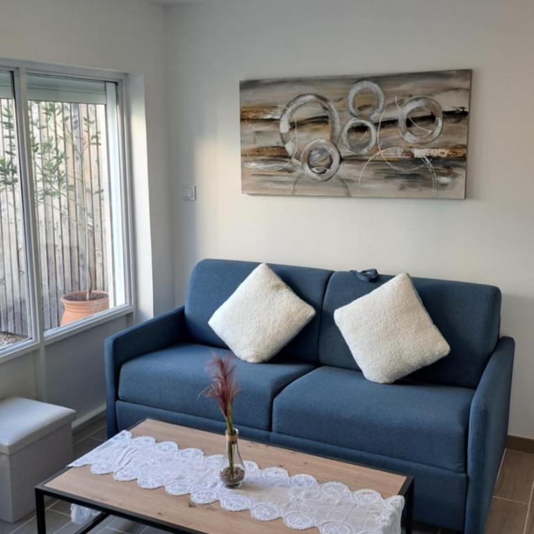 STUDIO tout équipé avec parking ISLE SUR LA SORGUE - Apartamento de 1 dormitorio - 1