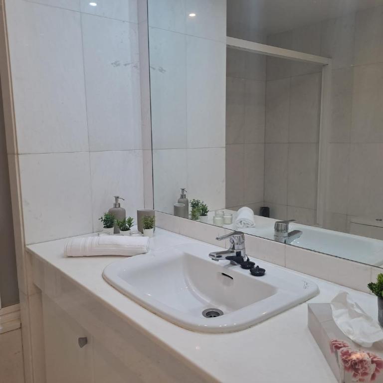Holidays & Home Luminous Apartment in Playas del Duque , Puerto Banus - Apartamento de 3 dormitorios - 17