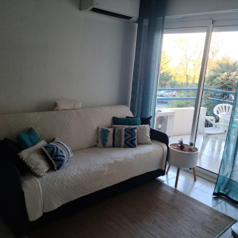T2 climatisé à 5 minutes à pied de la plage avec parking, piscine et wifi - Appartamento con 1 Camera da Letto - 12