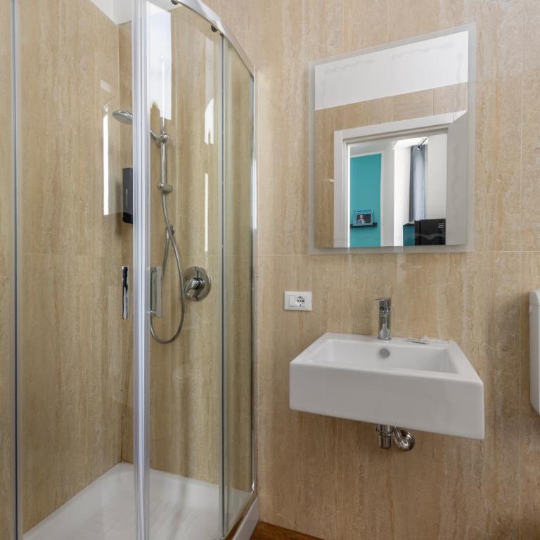 Suk Ballarò - Deluxe Room - 4