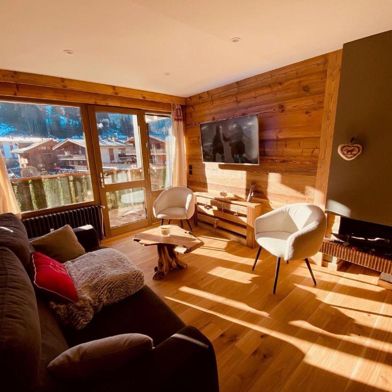 Appartement rénové 3* au coeur de La Clusaz avec balcon et parking - FR-1-459-203 - Apartamento - 1