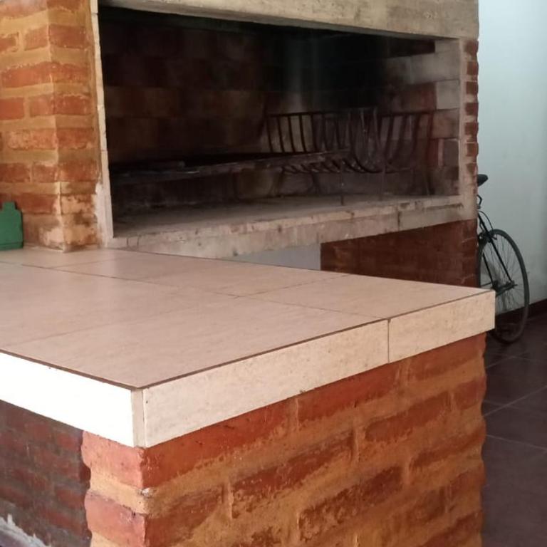 Jacarandá- PLANTA BAJA- Casa o Deptos - Cerca de todo- Solo con seña - Casa con 1 dormitorio - 1