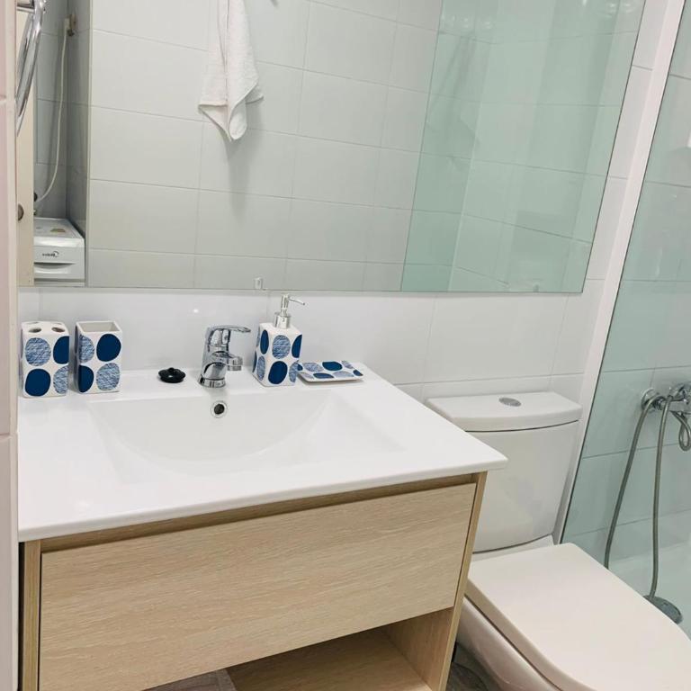 Depto Condominio 4 esquinas, a pasos de la playa - Two-Bedroom Apartment - 5