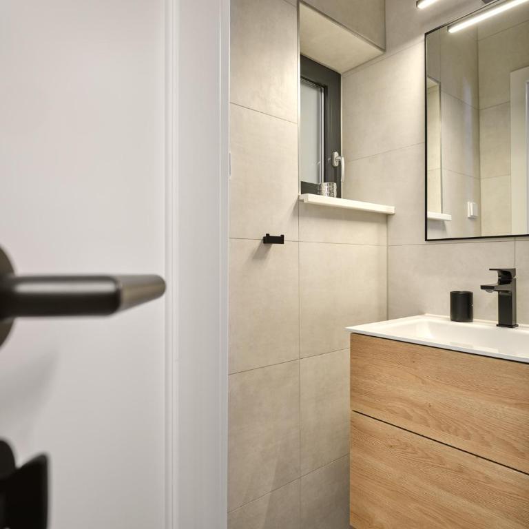 The Mountain Hideaway 211 by AA Holiday Homes SKI IN SKI Out Die Tauplitz - Appartement avec Vue sur la Montagne - 35