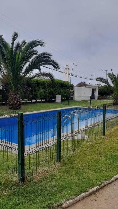 Depto amoblado 6 personas piscina vista al mar primera linea - Three-Bedroom Apartment - 6