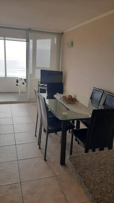 Depto amoblado 6 personas piscina vista al mar primera linea - Three-Bedroom Apartment - 15
