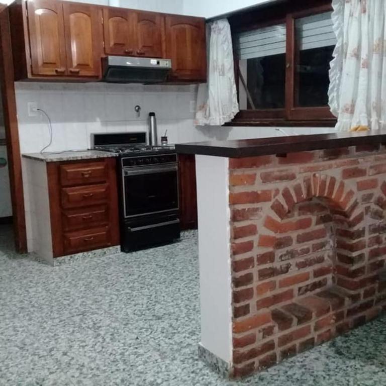 Casa Grande en Necochea, Proxima a la Playa - Four-Bedroom House - 11
