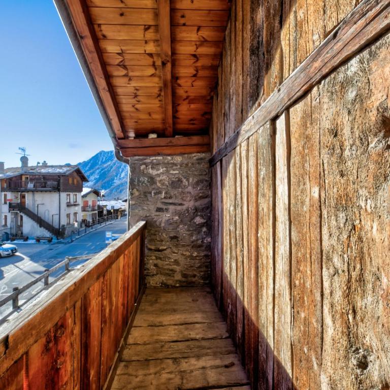 Maison Chasseur Alpine Design Lodge - Apartamento con balcón - 3