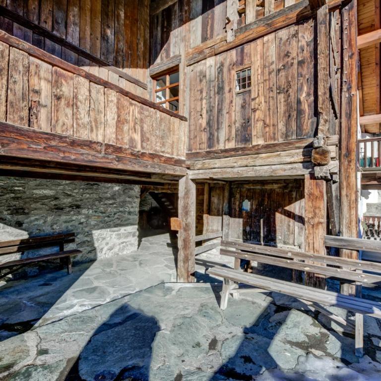 Maison Chasseur Alpine Design Lodge - Apartamento con balcón - 35