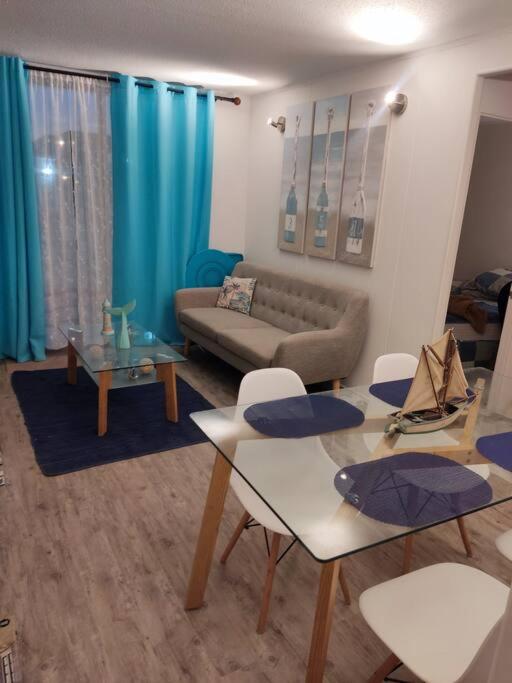 Departamento de 3 dormitorios a pasos Avenida del Mar - Three-Bedroom Apartment - 10