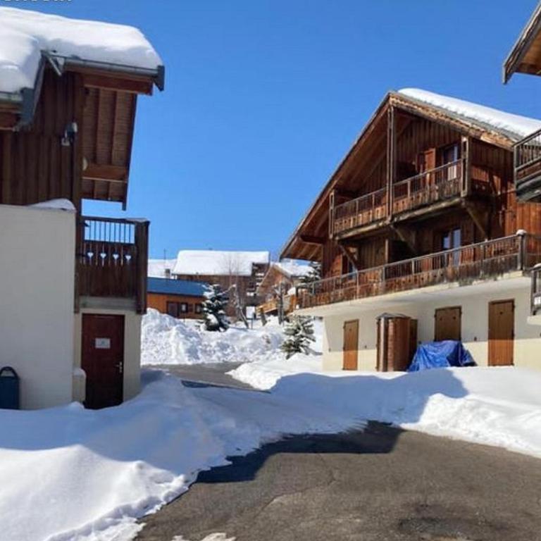 Appartement dans un chalet, résidence avec piscine - Appartement 2 Chambres - 1