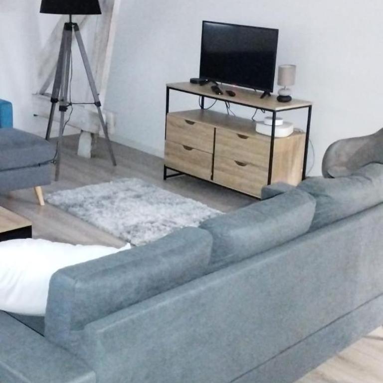 ++++ CENTRAL DUPLEX RENOVE 5 PIECES 150M2 A 8 MN DE LA PLACE DALTON ++++ - Appartement - 7