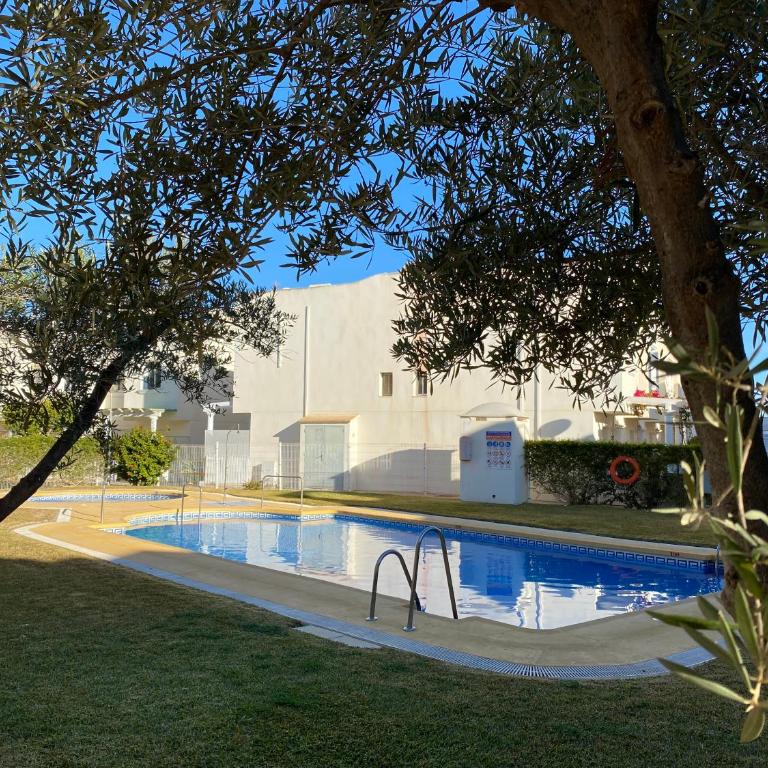 Garden vistas. Hermoso dúplex con patio, solárium y piscina. - Apartamento de 2 dormitorios - 30