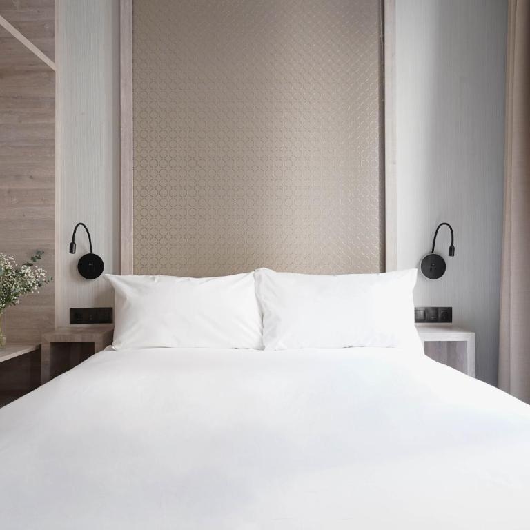 Numa Madrid Luna - Standard Studio with Kitchenette - 10