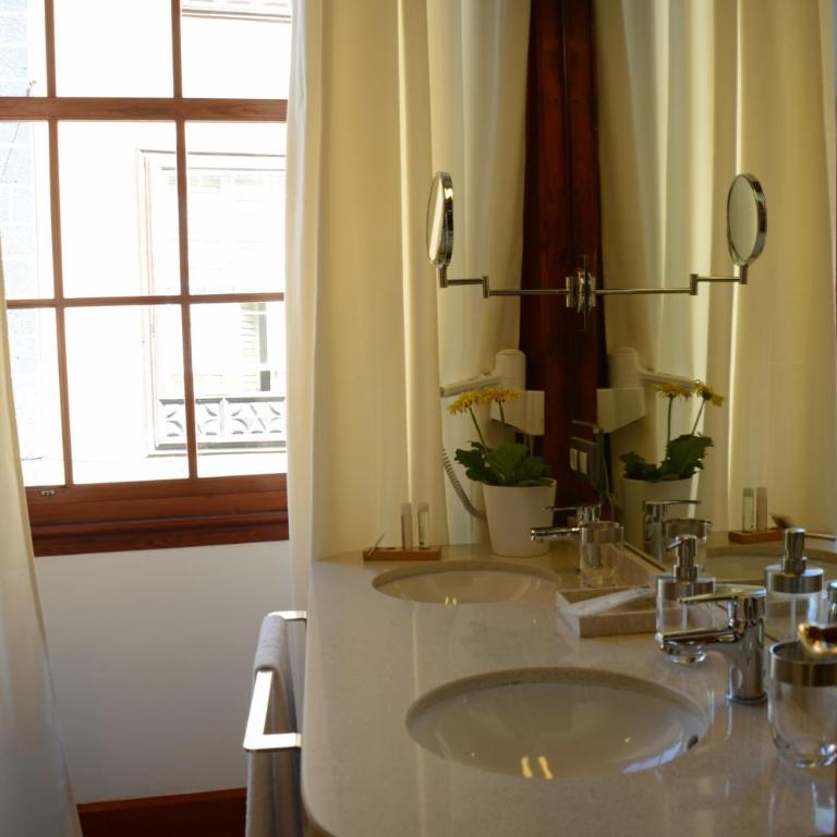 MC San Agustín - Suite Deluxe Comares - 6