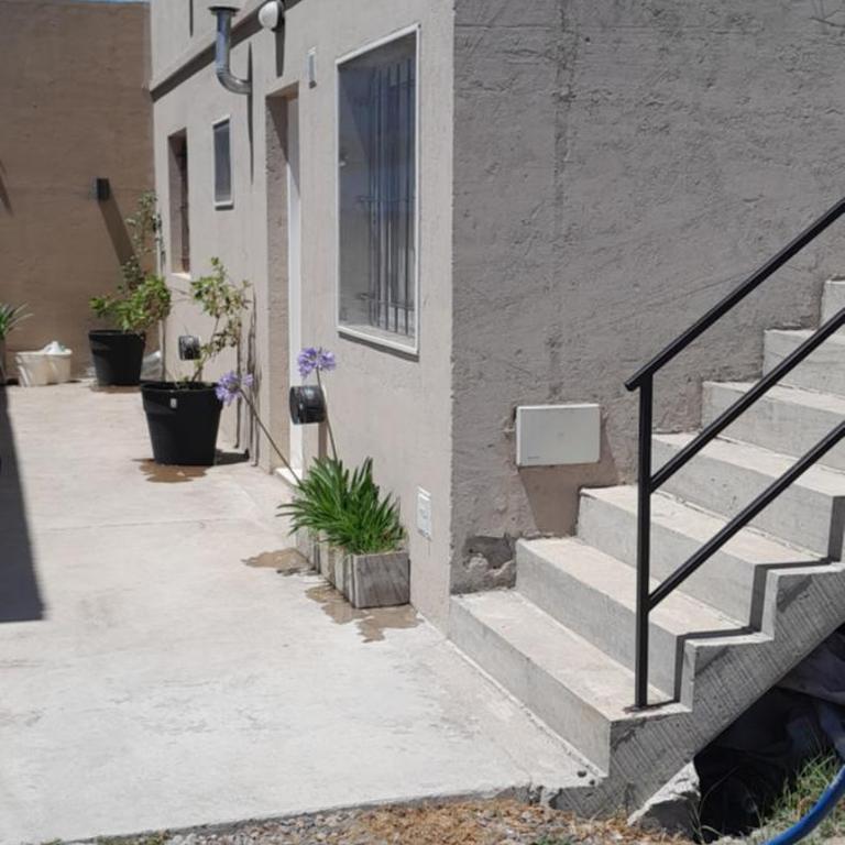 Departamento x dia Viedma 4 CON COCHERA - One-Bedroom Apartment - 3