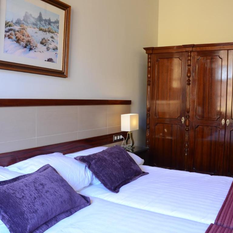 MC San Agustín - Suite Deluxe Comares - 12