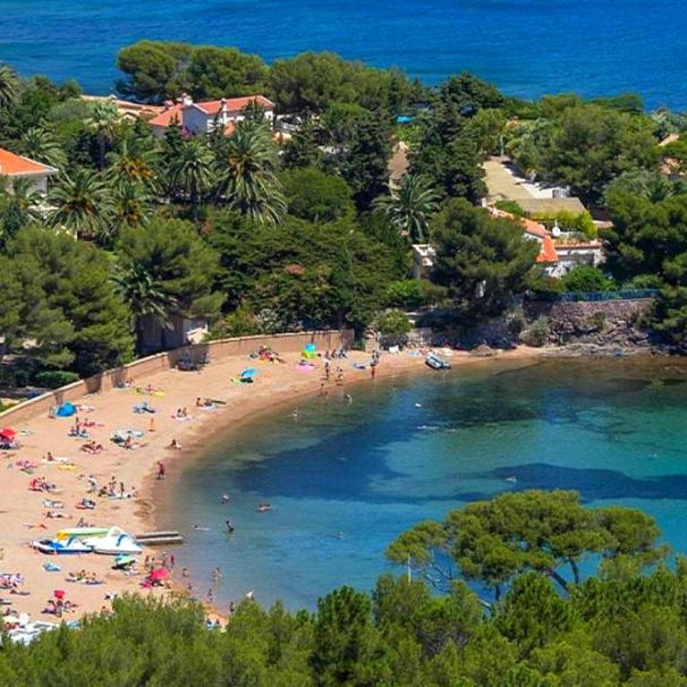 Dans un cadre d'exception, Vue mer panoramique à Agay Côte d'Azur, Village Vacances Cap Esterel, 2 chambres, avec jardin, golf, climatisation, Wifi, 5 piscines - Appartement - Vue sur Mer - 73