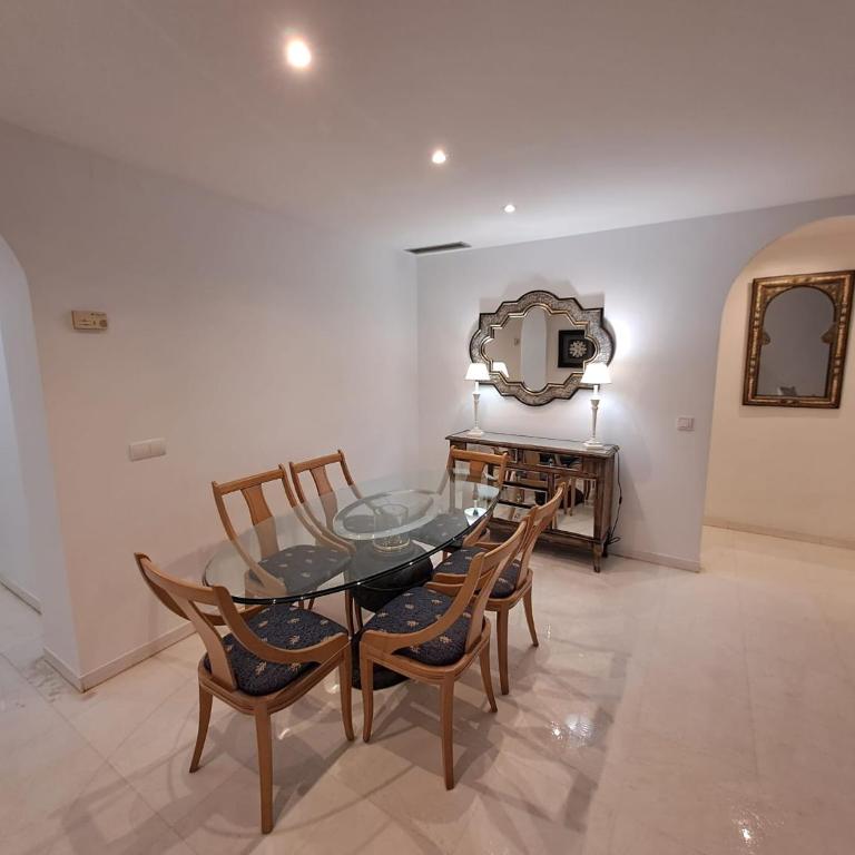 Holidays & Home Luminous Apartment in Playas del Duque , Puerto Banus - Apartamento de 3 dormitorios - 13