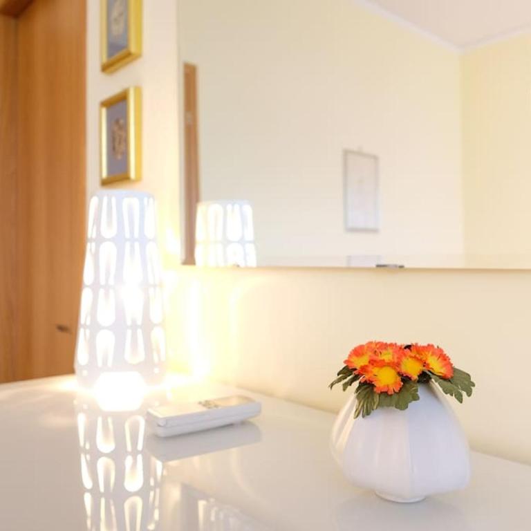Heart of Sorrento Apartment - One-Bedroom Apartment - 8