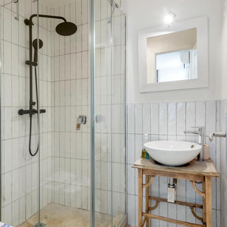 Bright and Modern - 1Bedroom 1Bathroom - Malasaña - Apartment - 14