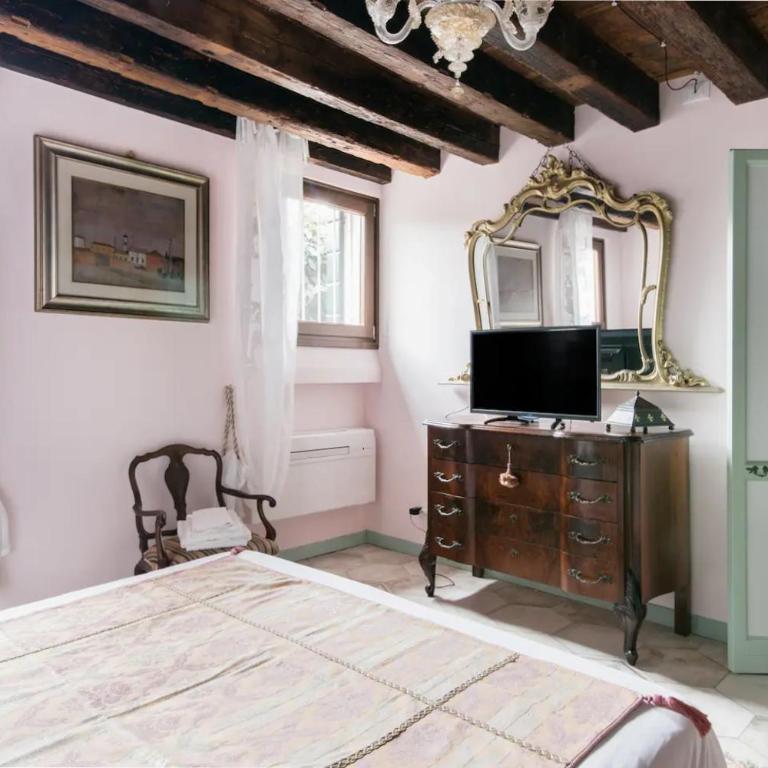 Biennale, Corte dell' Angelo, una casa romantica - Two-Bedroom Apartment - 4