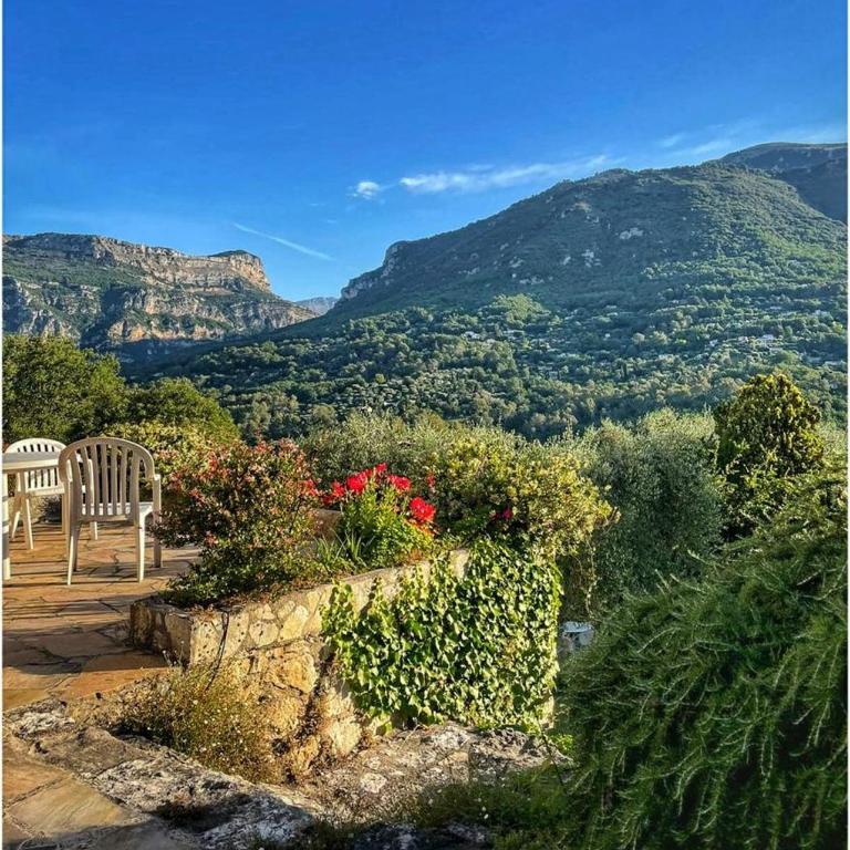 17th Century Stone House, Pool, Air-Conditioned - Villa - 4