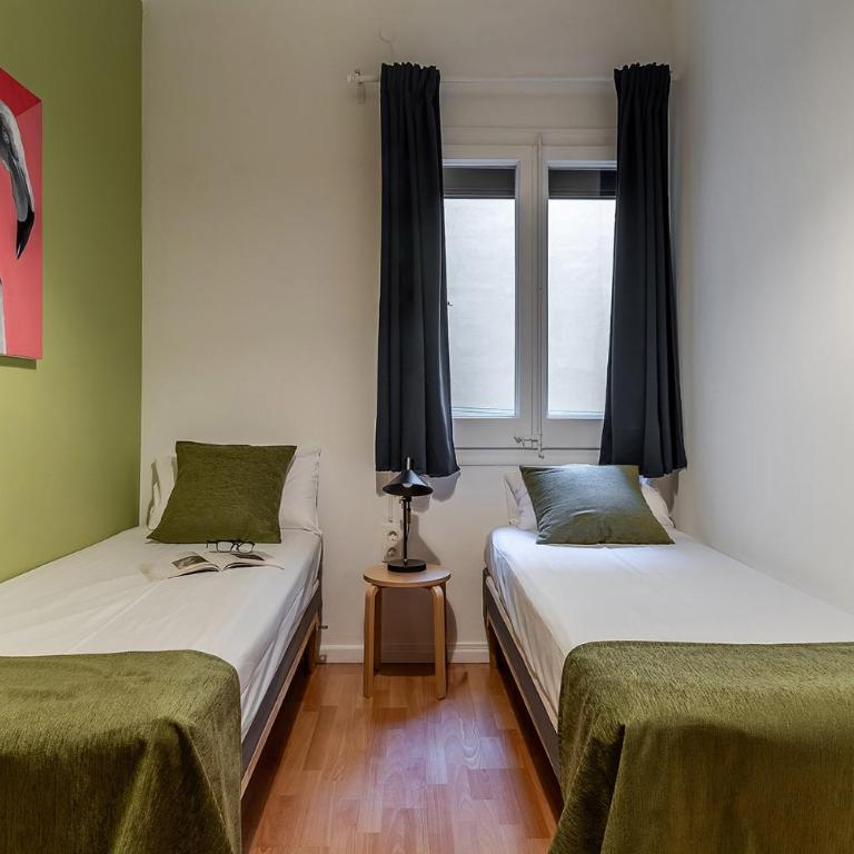 Canela Homes BARCELONA ROSSELLÓ - Three-Bedroom Apartment - 9