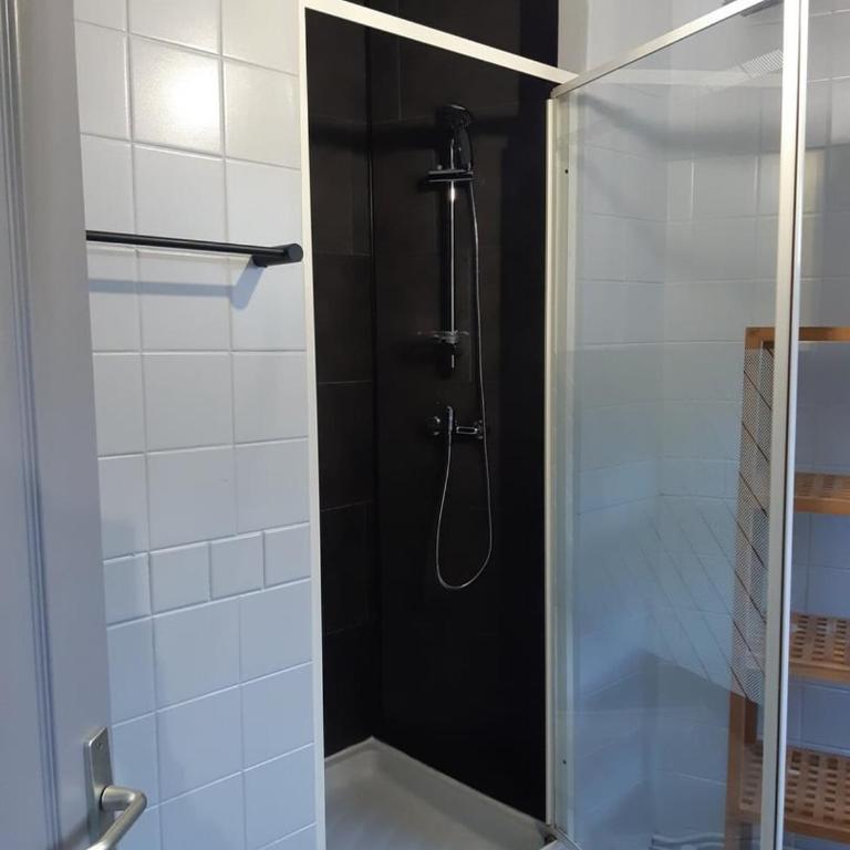 Studio N°6 Boston Conciergerie Leroy - Appartement - 5